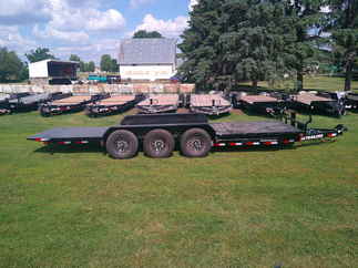 2026 PJ Trailer 83x22 T6 Equipment Tilt T6T2273BTTK-SF04