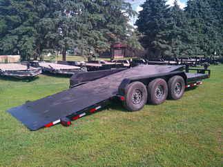 2026 PJ Trailer 83x22 T6 Equipment Tilt T6T2273BTTK-SF04
