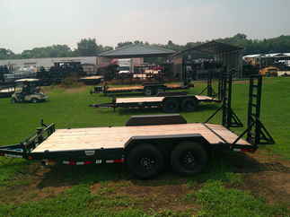 2026 PJ Trailer 83x16 CC Equipment CCJ1672BSBK