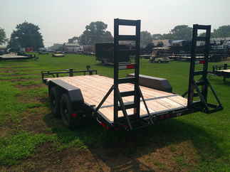 2026 PJ Trailer 83x16 CC Equipment CCJ1672BSBK