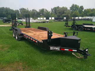 2026 Behnke Trailers 83x22  Equipment CBCT2220E-S-10K