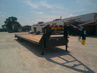 2026 Big Tex 102x40  Gooseneck 14GN-40D5A-MRBK