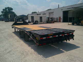 2026 Big Tex 102x25  Gooseneck 25GN-25D5A-MRBK