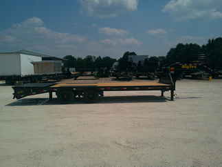 2026 Big Tex 102x25  Gooseneck 25GN-25D5A-MRBK