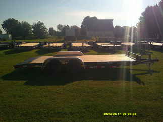 2026 PJ Trailer 83x18 C5 Car Hauler C521832BSNK