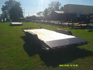 2026 PJ Trailer 83x18 CE Car Hauler CEJ1852BSNK