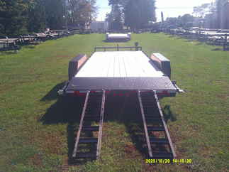 2026 PJ Trailer 83x18 CE Car Hauler CEJ1852BSNK