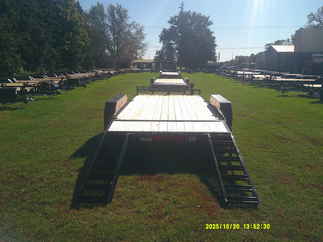 2026 PJ Trailer 83x16 CC Equipment CCJ1672BSBK