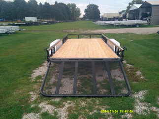 2026 PJ Trailer 83x16 UL Utility UL21632BSFK-ATVR-SP02