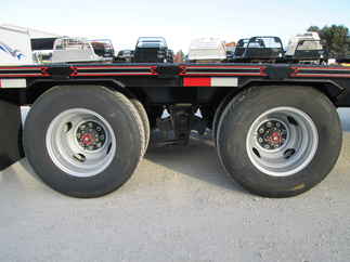 2025 Diamond T 102x30  Gooseneck 10230DTF240