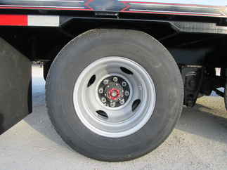 2025 Diamond T 102x30  Gooseneck 10230DTF240