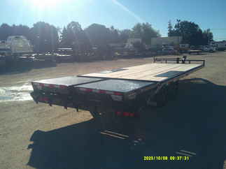 2026 PJ Trailer 102x24 F8 Equipment Deckover F8J2472BSYK