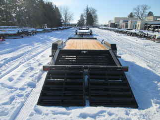 2026 Diamond T 83x20  Equipment 8320HDSKP1608