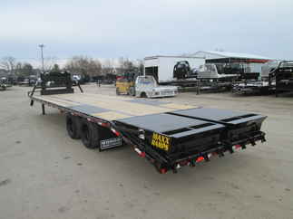 2026 Diamond T 102x30  Gooseneck 10230DTF240