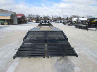 2026 Big Tex 102x25  Gooseneck 25GN-25D5A-MRBK