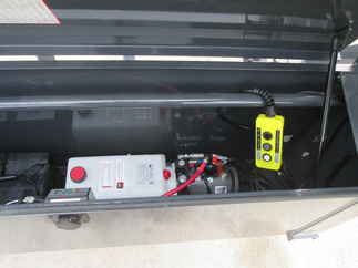 2026 Lamar 83x16  Gooseneck Dump DL831627