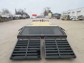 2026 PJ Trailer 102x24 F8 Equipment Deckover F8J2472BSYK