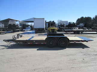 2026 PJ Trailer 82x20 T6 Equipment Tilt T6J2072BTTK