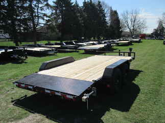 2026 PJ Trailer 83x16 CE Car Hauler CEJ1652ESNK