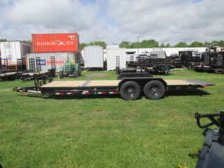 2026 PJ Trailer 82x22 T6 Equipment Tilt T6J2272BTTK