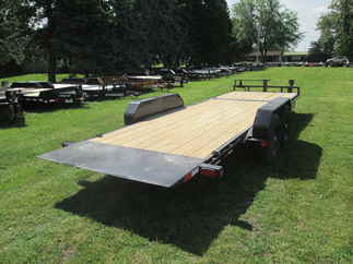 2026 PJ Trailer 82x22 T6 Equipment Tilt T6J2272BTTK