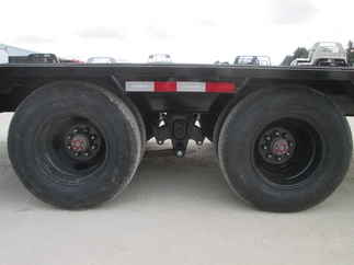 2026 PJ Trailer 102x32 LD Gooseneck LDQ32A2BSWK