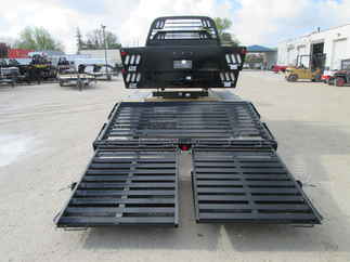 2026 PJ Trailer 102x25 LQ Gooseneck LQS2572BSWK