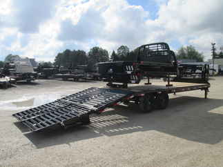 2026 PJ Trailer 102x25 LQ Gooseneck LQS2572BSWK