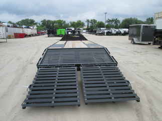 2026 Big Tex 102x25  Gooseneck 25GN-25D5A-MRBK