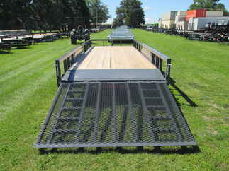 2026 Lamar 83x20  Utility U5832025