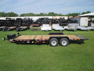 2026 Behnke Trailers 83x22  Equipment Tilt TBCT2216ET