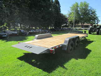 2026 Behnke Trailers 83x22  Equipment Tilt TBCT2216ET
