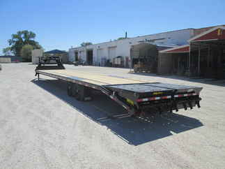 2027 Big Tex 102x40  Gooseneck 14GN-40D5A-MRBK