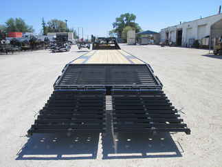 2027 Big Tex 102x40  Gooseneck 14GN-40D5A-MRBK