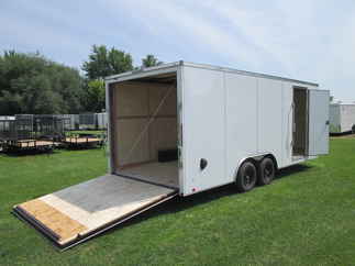 2027 RC 8.5x20  Enclosed Car Hauler CD8520TA3