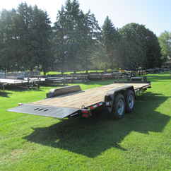 2027 Behnke Trailers 83x22  Equipment Tilt TBCT2220ET-10K