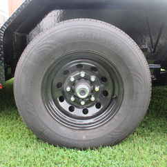 2027 PJ Trailer 83x24 CC Equipment CCJ2472BSBK-TB05