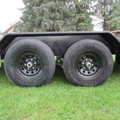 2027 PJ Trailer 83x20 CE Car Hauler CEJ2052BSNK-SP01-TB05
