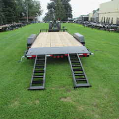 2027 PJ Trailer 83x20 CE Car Hauler CEJ2052BSNK-SP01-TB05