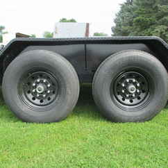 2027 PJ Trailer 82x20 T6 Equipment Tilt T6J2072BTTK
