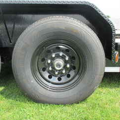 2027 PJ Trailer 82x20 T6 Equipment Tilt T6J2072BTTK