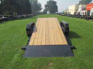 2027 PJ Trailer 82x20 T6 Equipment Tilt T6J2072BTTK