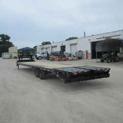 2027 PJ Trailer 102x40 LS Gooseneck LSQ4072BSWK