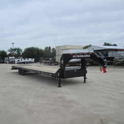 2027 PJ Trailer 102x40 LS Gooseneck LSQ4072BSWK