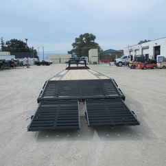 2027 PJ Trailer 102x40 LS Gooseneck LSQ4072BSWK
