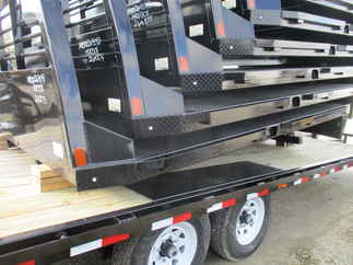 New CM 11.3 x 97 RD Flatbed Truck Bed