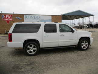 2007 Chevy 1500 Suburban   LTZ
