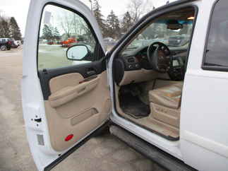 2007 Chevy 1500 Suburban   LTZ