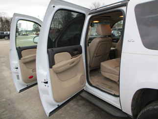 2007 Chevy 1500 Suburban   LTZ
