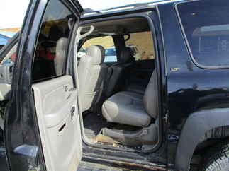 2005 Chevy 2500 Suburban   LT